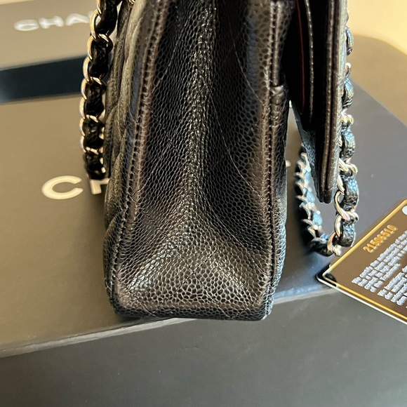 Chanel Classic Double Flap in Medium Caviar Leather 11 Series FULL SET PRISTINE - Picture 4 of 16